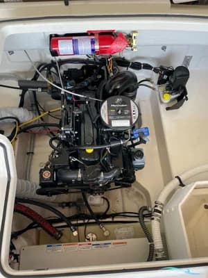 Bayliner 642 Cuddy 5