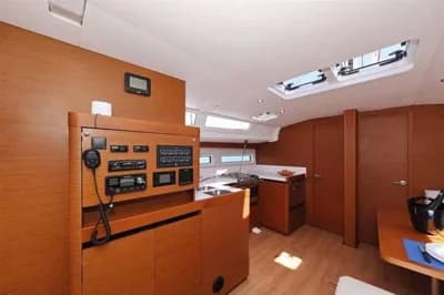 JEANNEAU SUN ODYSSEY 490 2