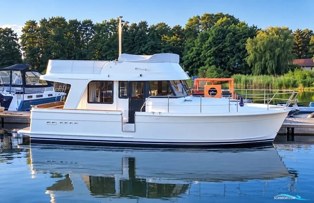 Beneteau Swift Trawler 34 Flybridge