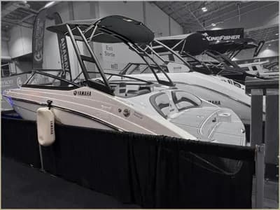 Yamaha Boats AR195 4