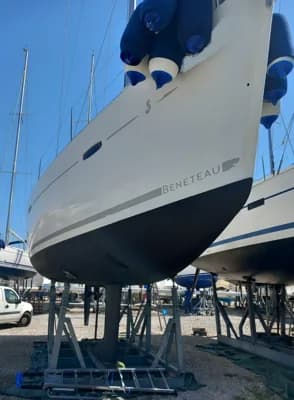 Bénéteau Oceanis 43 2