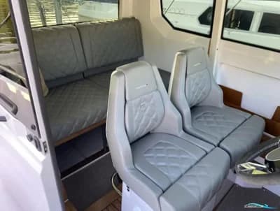 Axopar 28 Cabin Brabus Line 2