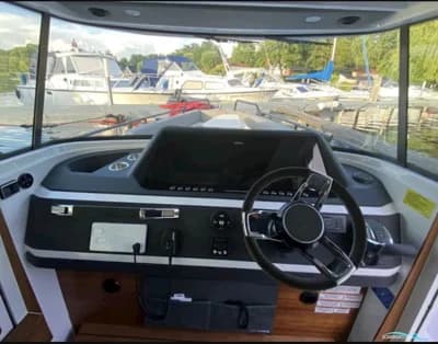 Axopar 28 Cabin Brabus Line 4