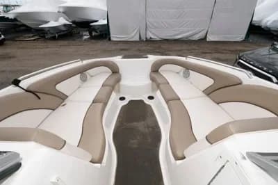 2011 Yamaha Boats 242 Limited 5