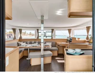 2018 Lagoon 42 3