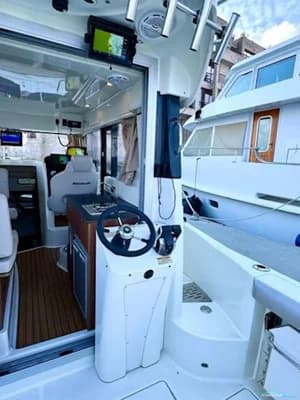 Quicksilver 905 Pilothouse (Twin 225) 4