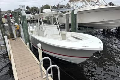 2017 Regulator 28 3