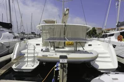 Lagoon 400 3