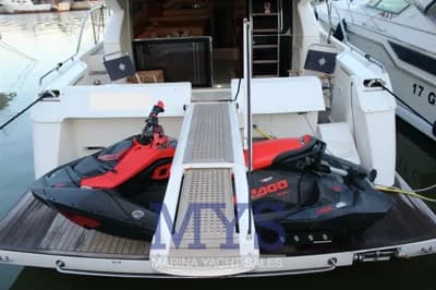 Ferretti 430 Limited 3