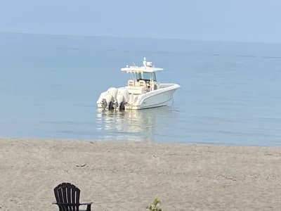 2018 Boston Whaler Outrage 33 2