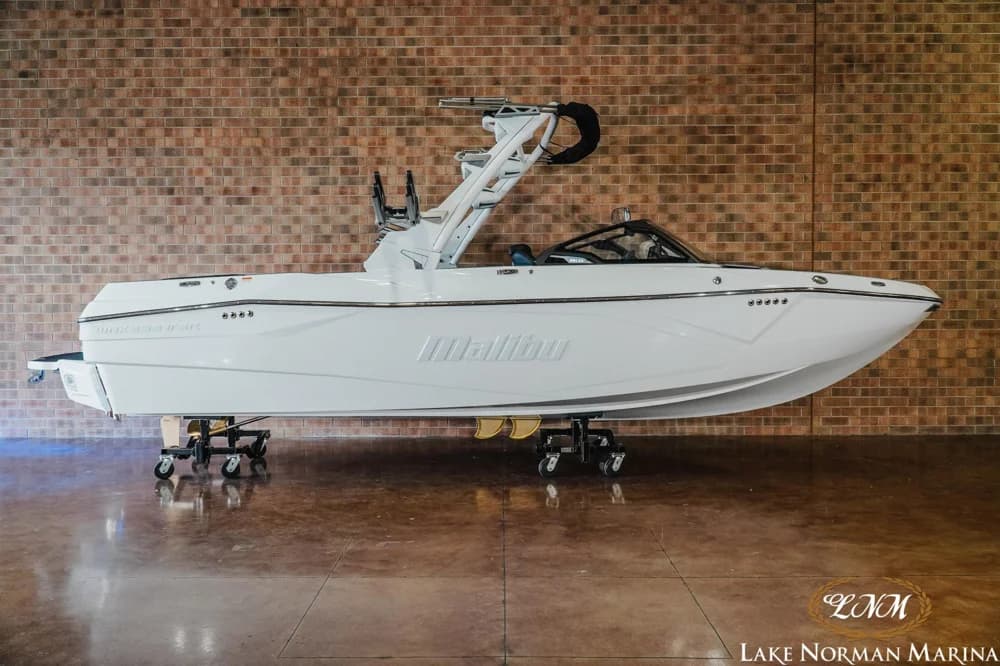 2025 Malibu Wakesetter 23 LSV