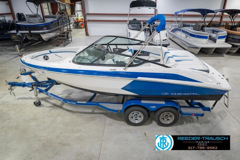 2015 Regal 2000 ESX Bowrider