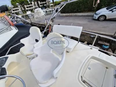 Rodman 900 Fly 5