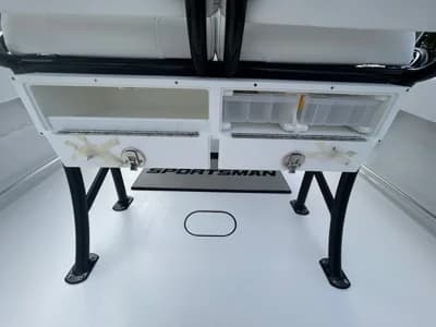 2026 Sportsman Open 212 Center Console 3