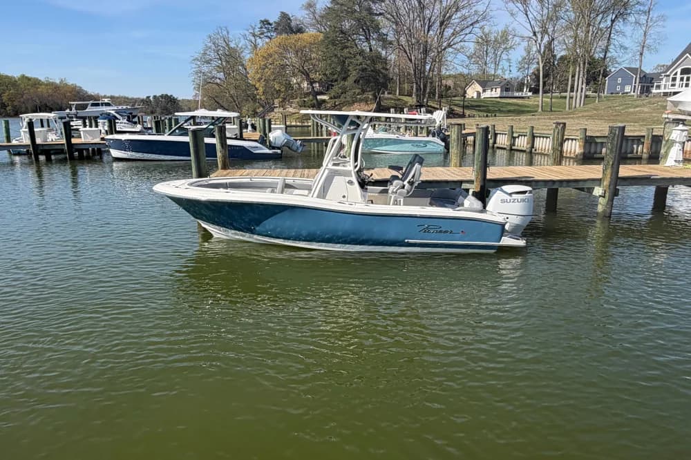 2026 Pioneer 222 Islander