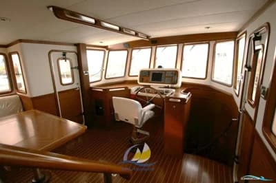 Integrity Motor Yachts Integrity 550 Coastal Express 4