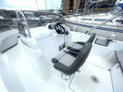 Jeanneau Cap Camarat 5.5 CC 2