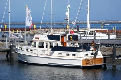 Grand Banks 46 Motor Yacht 3