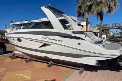 2025 Crownline 270 SS 2