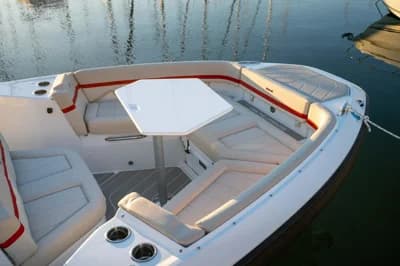 2026 Wellcraft 28 T-Top 2