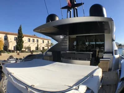 2012 Pershing 92 2