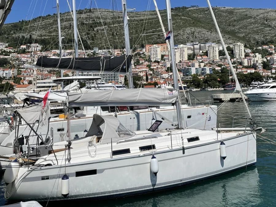 Bavaria 32 Cruiser