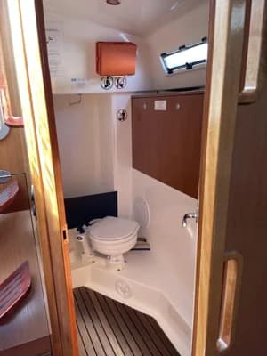 Bavaria 32 Cruiser 5