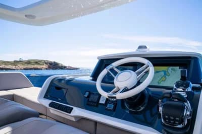 2022 Pearl 62 4