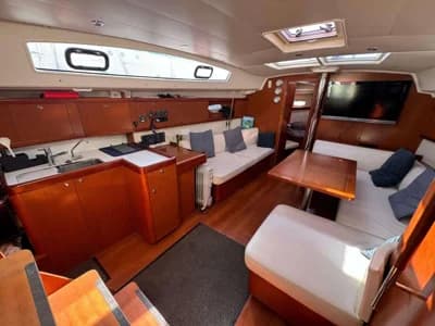 Bénéteau Oceanis 43 4