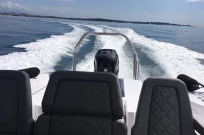 2018 Axopar 28 T-Top 3