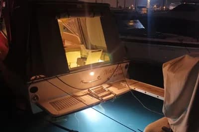 1997 Custom Lambro boats Bluewater 27 4