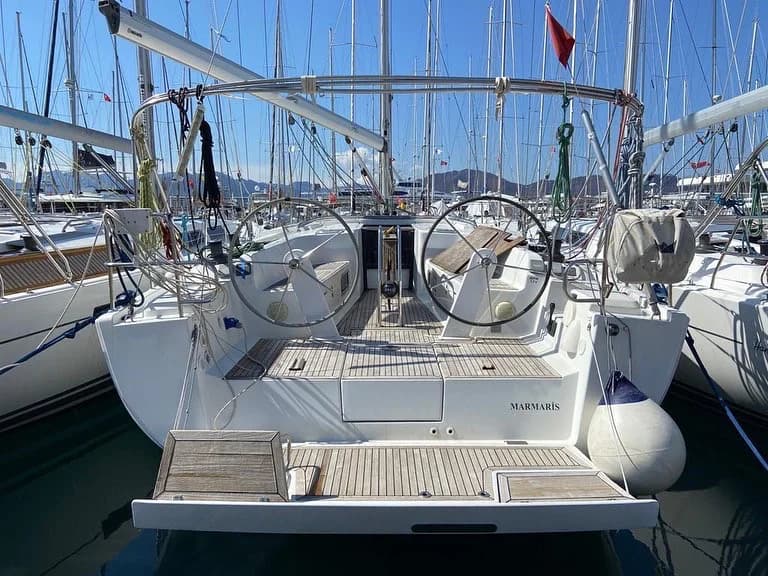 Hanse 445