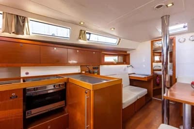 2014 Beneteau Oceanis 41.1 5