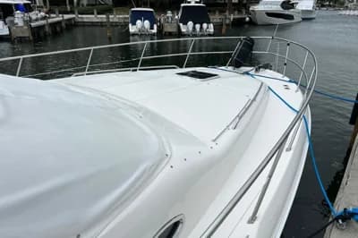 Sea Ray 400 Sedan Bridge 3