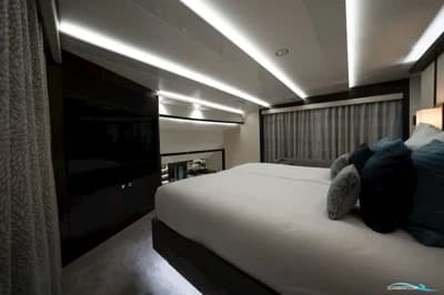 Sunseeker 95 Yacht 4
