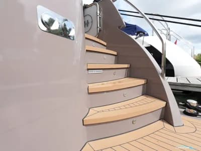Van Den Hoven Executive 15.00 MK II 4