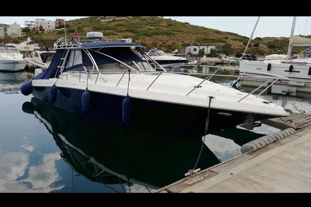 2009 Fountain 38 LX