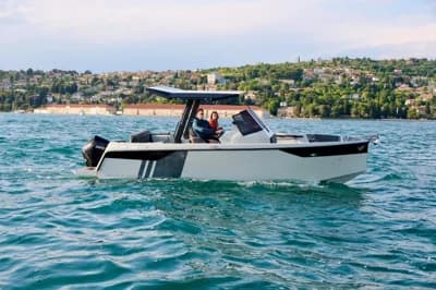 2025 Veloce Yachts V750 4