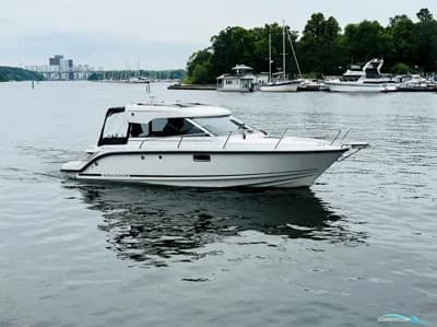 Aquador 25 ht Mercury 4,5L Dts/B3 4