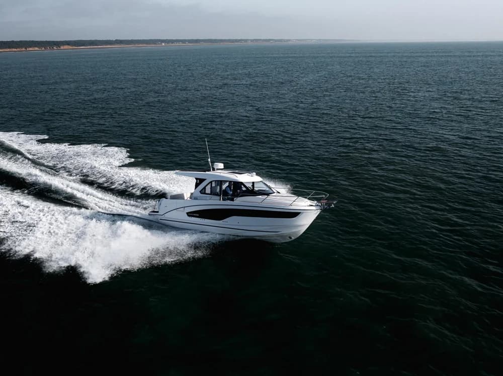 2026 Beneteau Antares 9 OB
