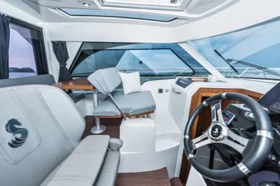 2026 Beneteau Antares 9 OB 3