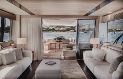2019 Sunseeker 76 Yacht 4