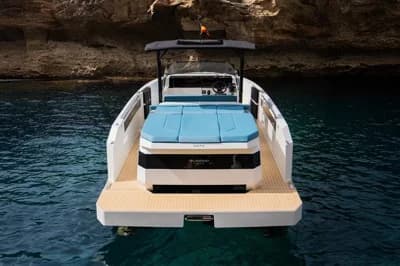 2027 De Antonio Yachts D29 2
