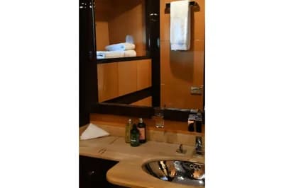 2009 Mangusta Mangusta 92 5