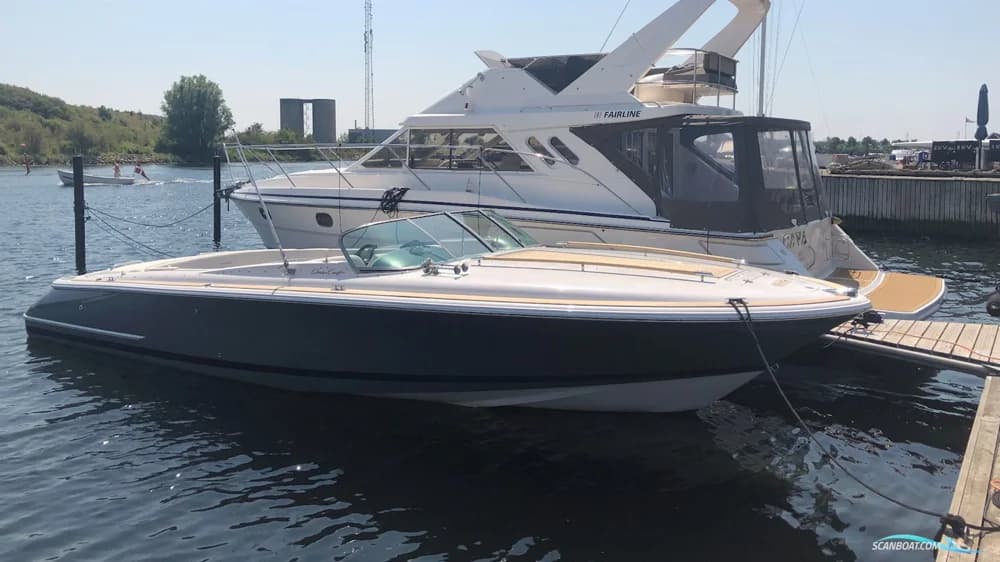 Chris Craft Corsair 28