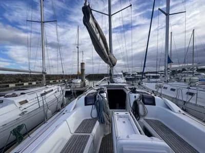 JEANNEAU SUN ODYSSEY 379 LIFTING KEEL 3