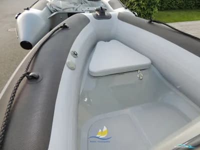 Adventure Boats Adventure Vesta 380 3