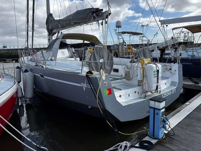RM Yachts RM 1350