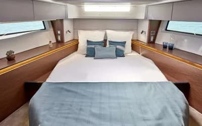BENETEAU ANTARES 12 V2 FLY 3