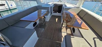 BENETEAU OCEANIS YACHT 62 3